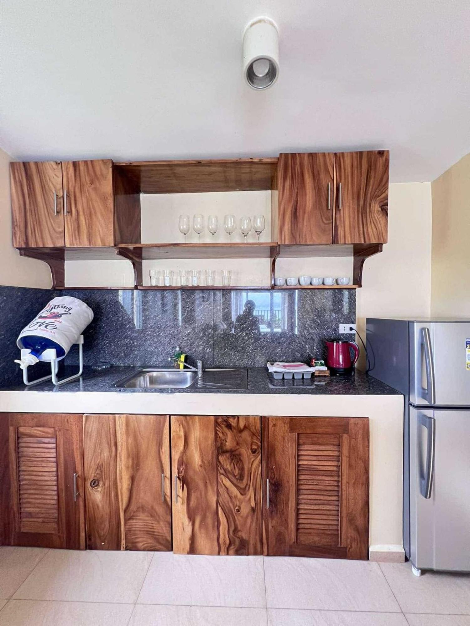 Boracay Amor Apartment Balabag  Экстерьер фото